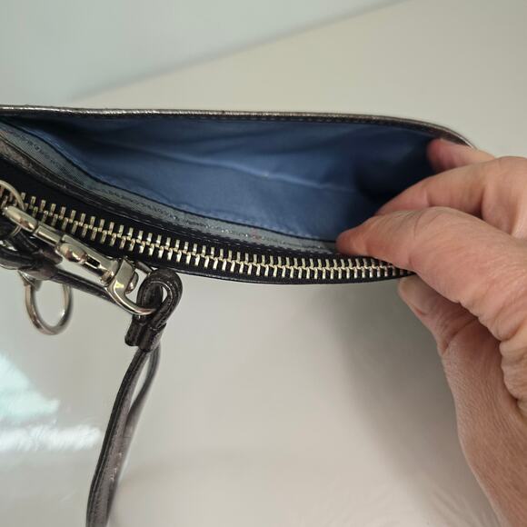 Coach Poppy 1941 Tartan Plaid Wristlet Silver Pewter Graphic Print Academia READ - Picture 10 of 12